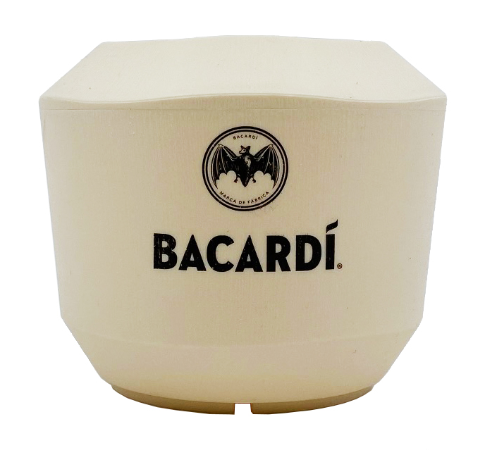 Bacardi ~ Kokosnuss Becher ~